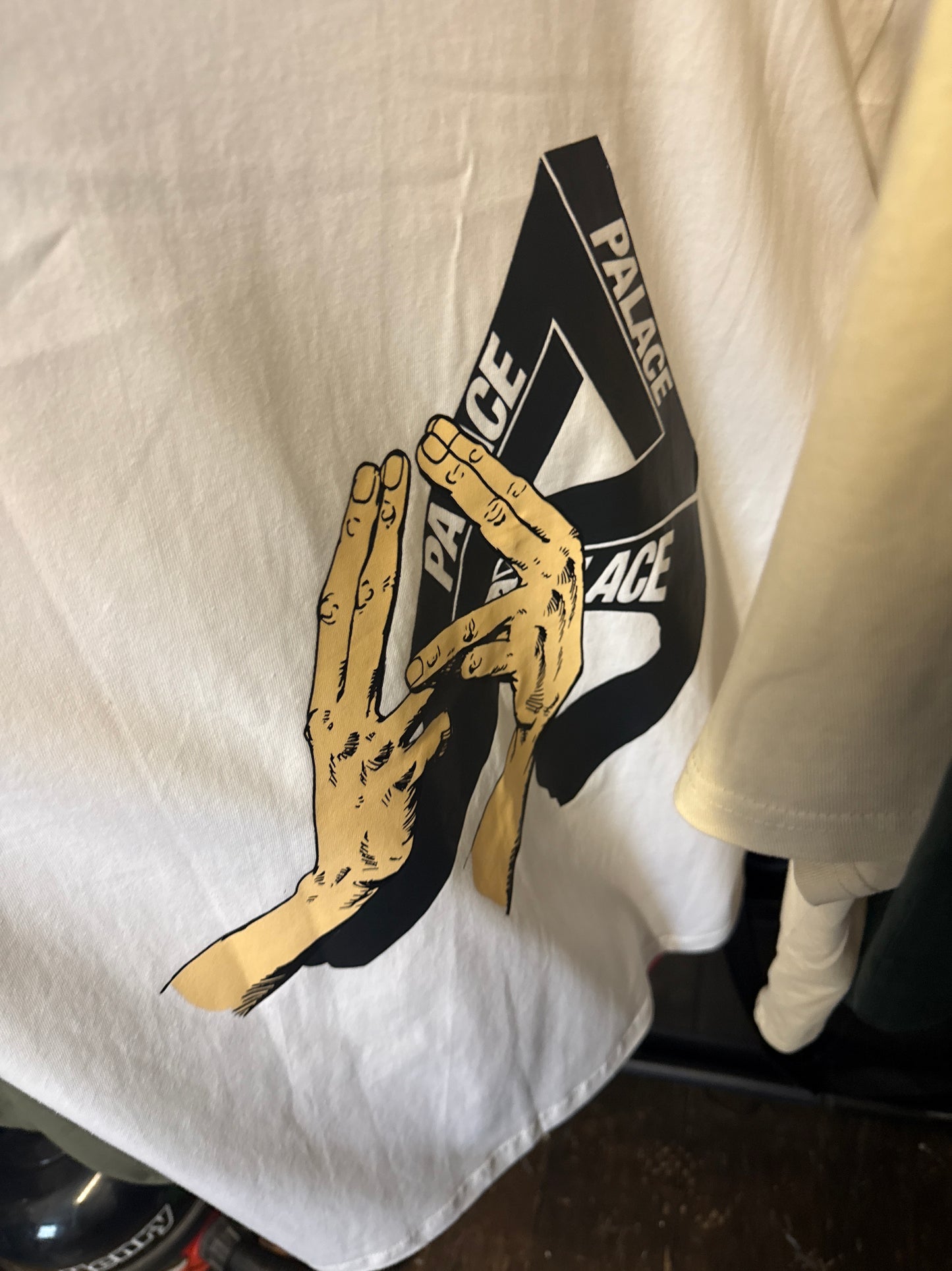 Palace Tee Size XL
